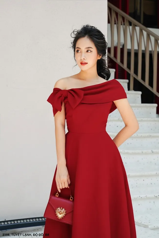 Thiết kế đầm nữ đẹp nhất gọi tên đầm xòe cổ vuông - Đầm Quỳnh Anh Luxury  Fashion