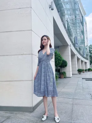 Đầm voan hoa nhí duyên dáng tay lỡ nhẹ nhàng tinh tế