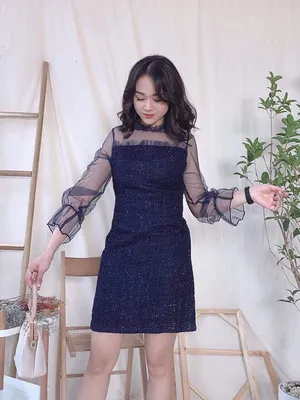 Đầm suông xanh phối ren dài tay trẻ trung