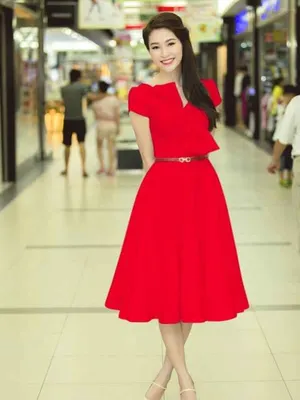 Đầm xòe dự tiệc đỏ xinh xắn sang trọng