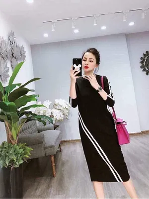 Đầm suông dài tay màu đen mùa đông trẻ trung