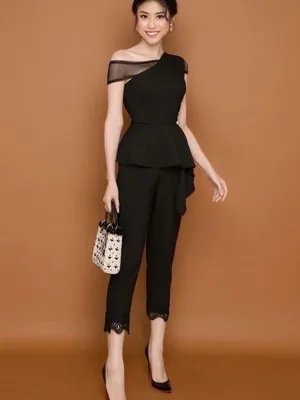 Set đồ đẹp áo lệch vai pelpum phối ren lai quần phối ren