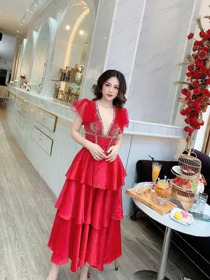 Đầm xòe ba tầng kết pha lê đẳng cấp