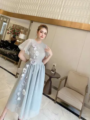 Đầm xòe công chúa tay phồng đính hoa sang trọng