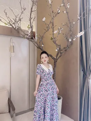 Đầm maxi cổ bẻ viền trắng xinh xắn