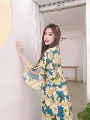 Đầm maxi xoắn ngực tay loe duyên dáng trẻ trung