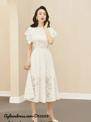 Đầm xòe ren kiểu tay con bèo ngực