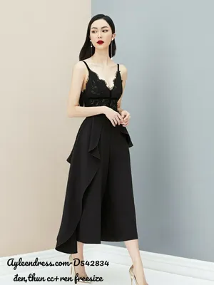 Jumsuit kiểu hai dây phối ren kèm nịt