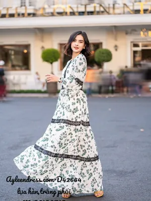 Đầm maxi tay dài phối ren đen viền tầng