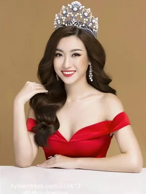 Đầm dạ hội kiểu cúp ngực trễ vai đuôi cá