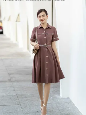 Đầm sơ mi đính nút viền caro