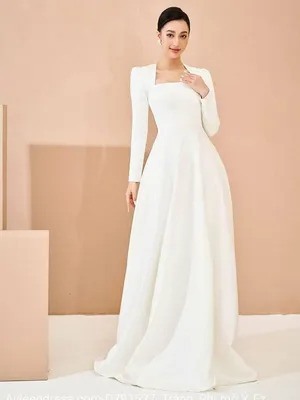 Đầm dạ hội cô dâu tay dài cổ vuông cúp ngực