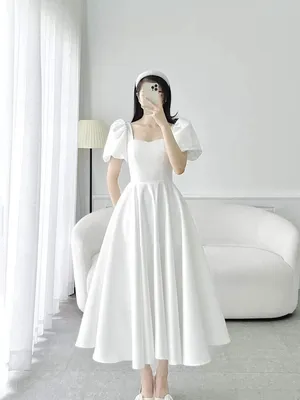 Đầm xòe màu trắng dáng dài cúp ngực tay phồng