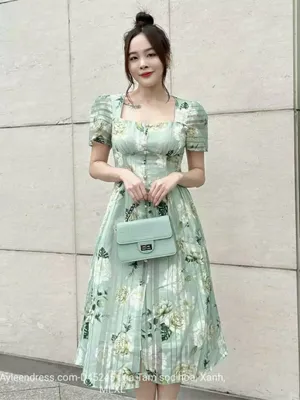 Đầm xòe họa tiết hoa mẫu đơn tay cánh tiên