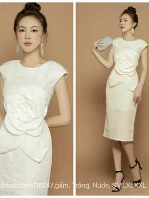 Đầm gấm ôm body dự tiệc hoa lớn trước ngực sang trọng