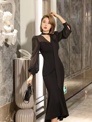 Đầm đuôi cá phối tay voan dài choàng cổ