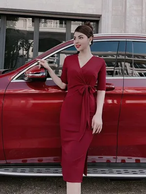 Đầm body cổ V đắp chéo tay lỡ cột eo