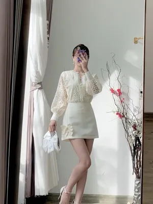 Set áo ren dài tay phối chân váy