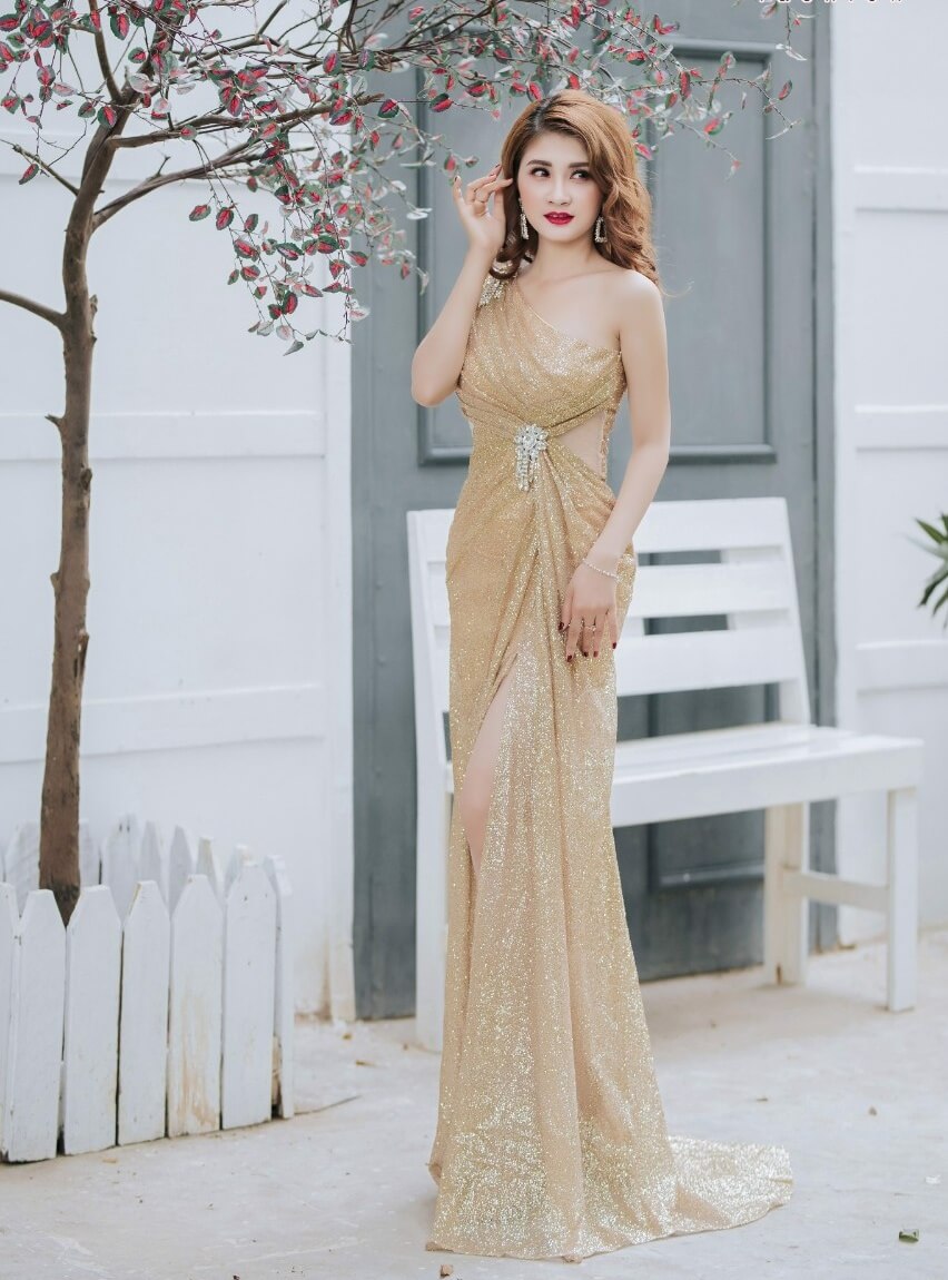 22 mẫu váy ánh kim gợi cảm nhất của mỹ nhân Việt