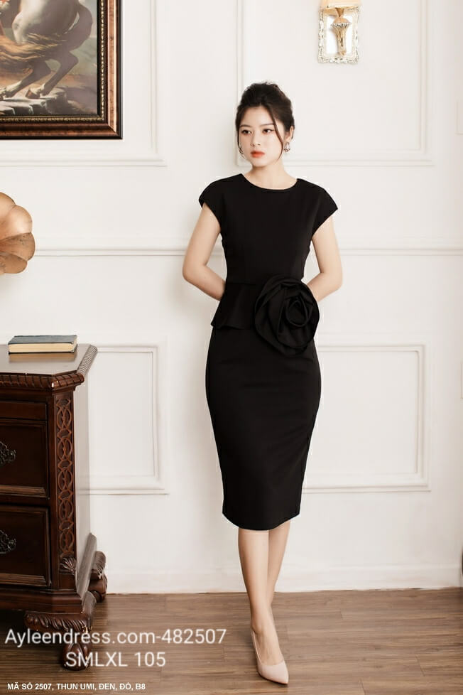 Những kiểu đầm đen sang trọng hot trend 2021 Những kiểu đầm đen sang trọng hot trend 2021