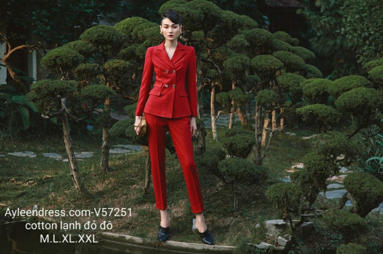 Các mẫu vest nữ trẻ trung thời thượng cho nàng công sở Các mẫu vest nữ trẻ trung thời thượng cho nàng công sở