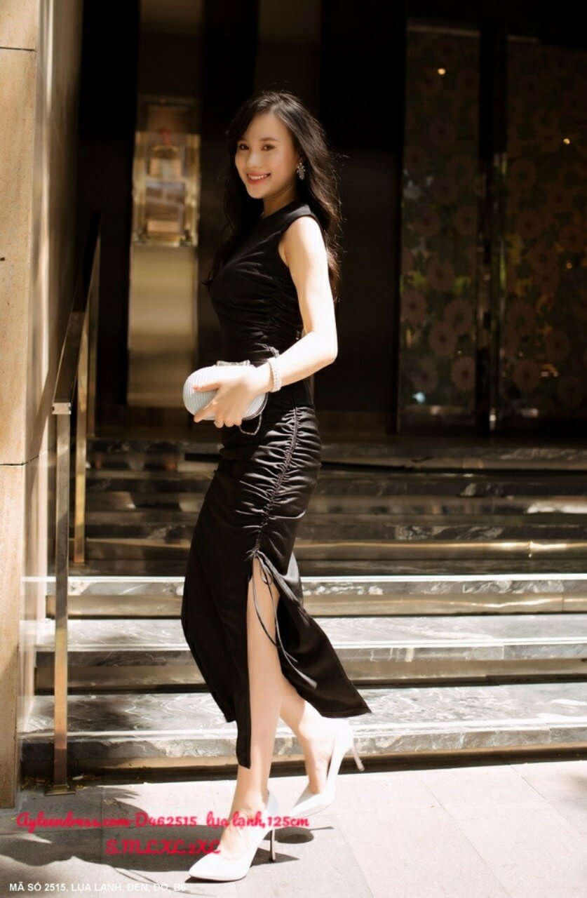 Những kiểu đầm đen sang trọng hot trend 2021 Những kiểu đầm đen sang trọng hot trend 2021