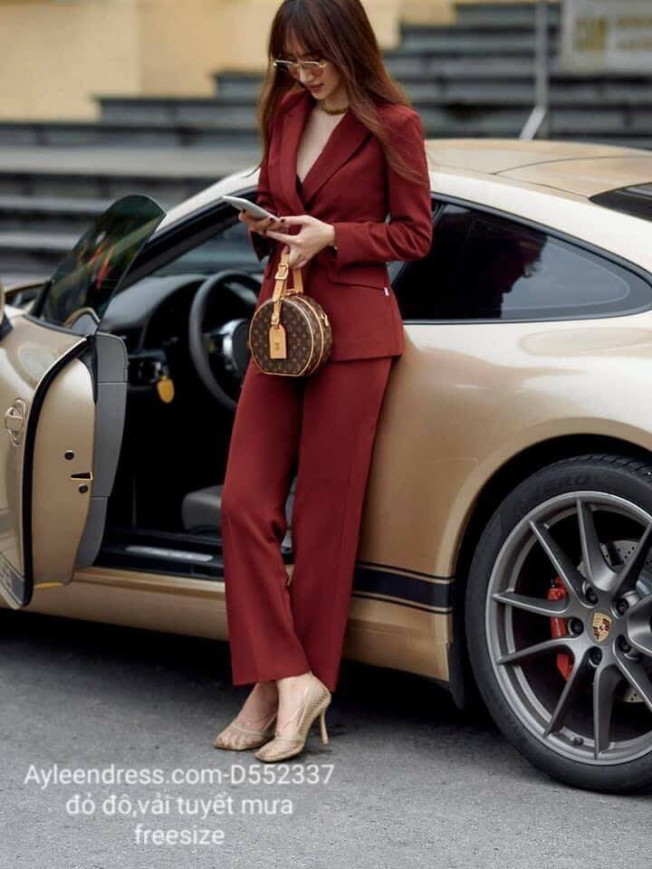 Các mẫu vest nữ trẻ trung thời thượng cho nàng công sở Các mẫu vest nữ trẻ trung thời thượng cho nàng công sở