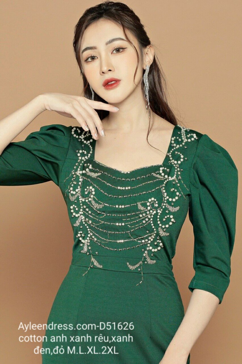 Cách tạo dáng chụp ảnh đầm dạ hội ‘Đẹp khoe - xấu che’ Cách tạo dáng chụp ảnh đầm dạ hội ‘Đẹp khoe - xấu che’