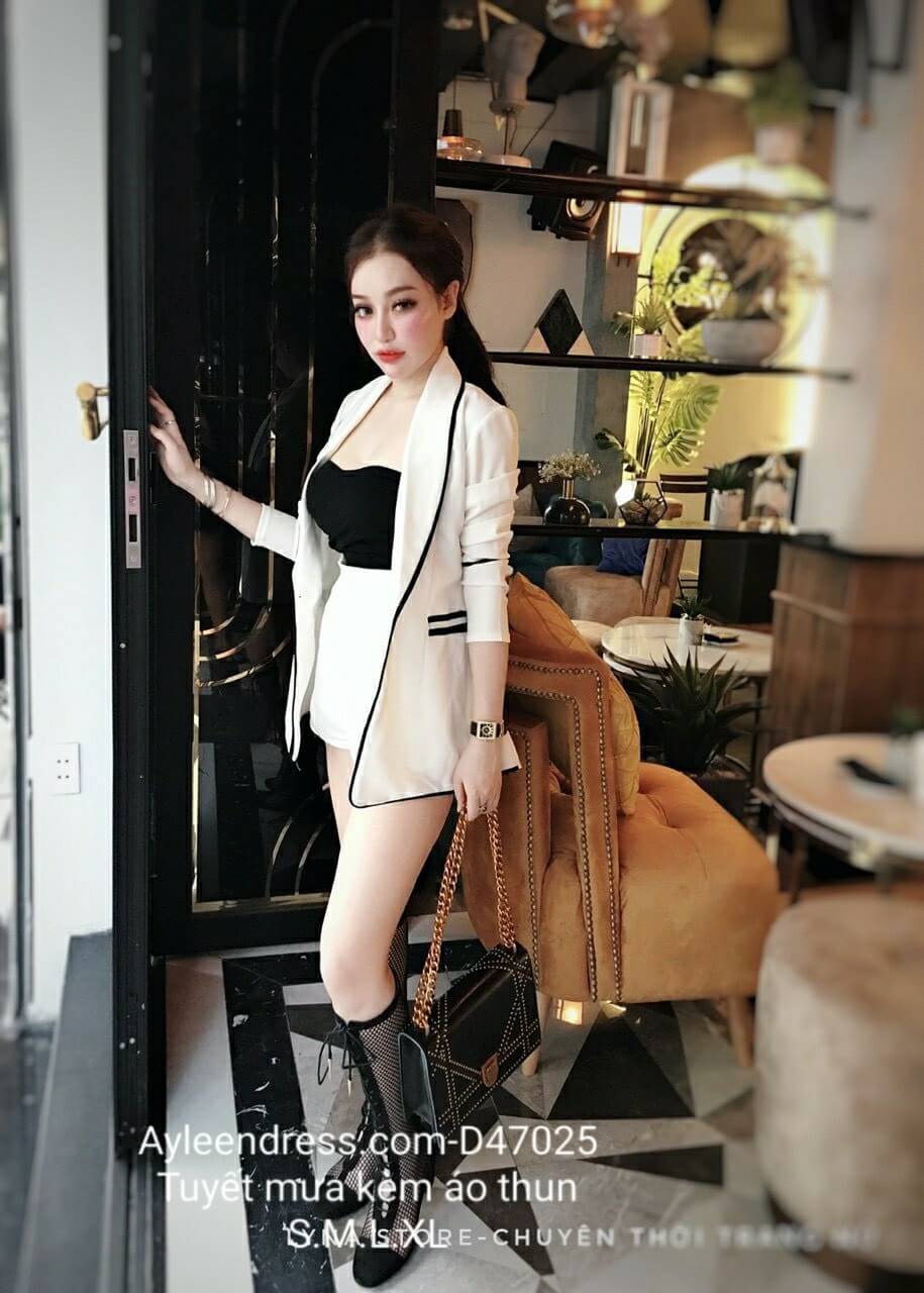 Các mẫu vest nữ trẻ trung thời thượng cho nàng công sở Các mẫu vest nữ trẻ trung thời thượng cho nàng công sở