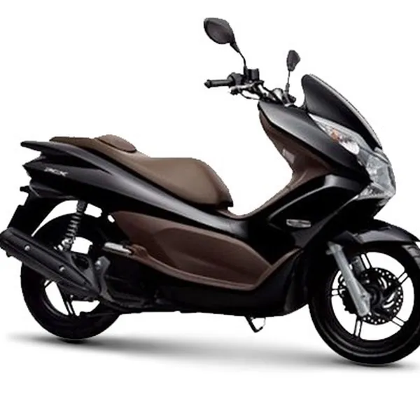 Dán keo xe Pcx cũ - 2014
