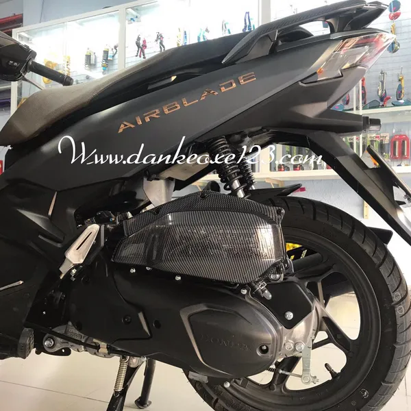 Che pô e sơn carbon Air balade 2020