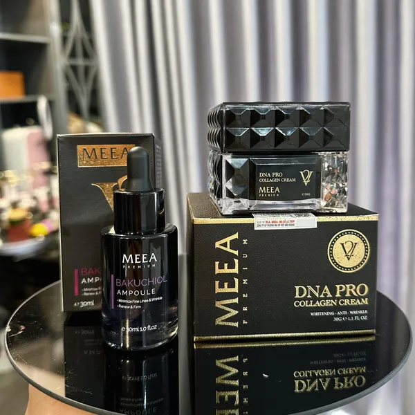 KEM FACE TRỨNG CÁ HỒI DNA PRO COLLAGEN CREAM MEEA