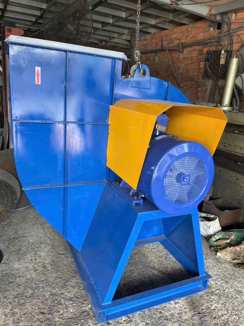 QUẠT HÚT LY TÂM 7.5HP QUẠT HÚT LY TÂM 7.5HP