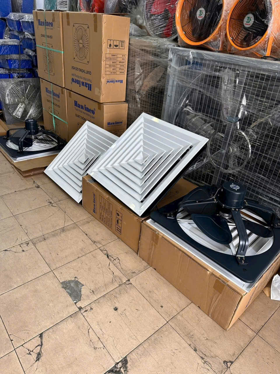 quat-hut-am-tran quat-hut-am-tran