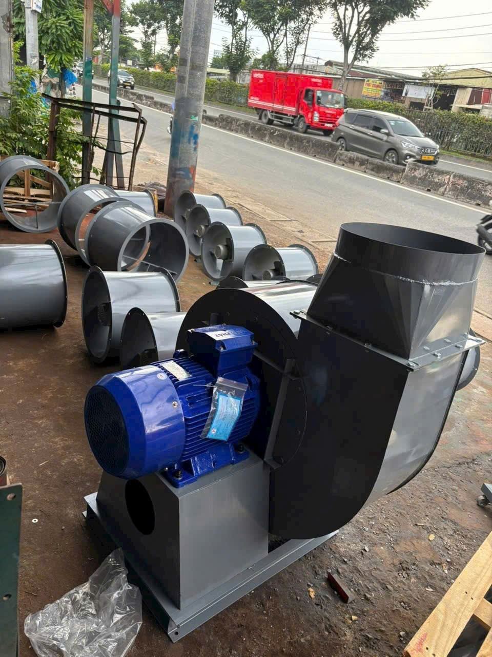 QUẠT HÚT LY TÂM 2HP-4P-3PHA QUẠT HÚT LY TÂM 2HP-4P-3PHA