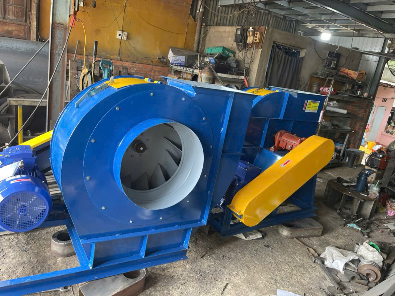 QUẠT HÚT LY TÂM 3PHA 15HP QUẠT HÚT LY TÂM 3PHA 15HP