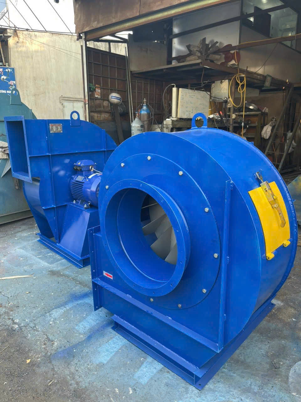 quat-hut-ly-tam-cao-ap quat-hut-ly-tam-cao-ap