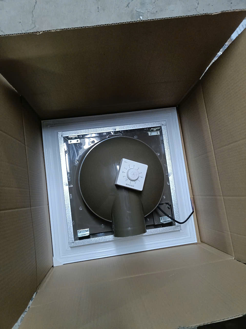 quat-hut-am-tran-co-ong quat-hut-am-tran-co-ong