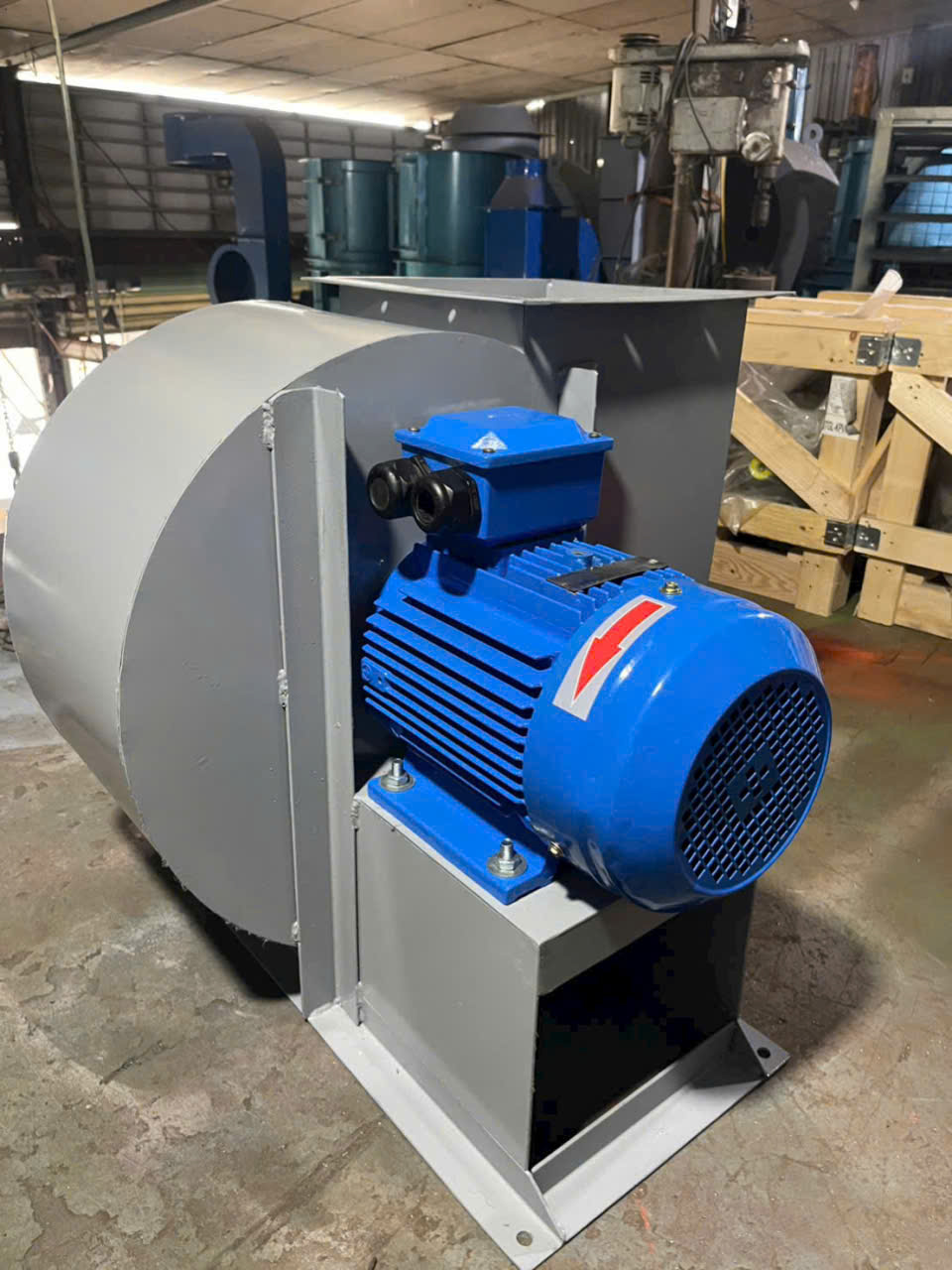 QUẠT HÚT LY TÂM 5HP 3PHA QUẠT HÚT LY TÂM 5HP 3PHA