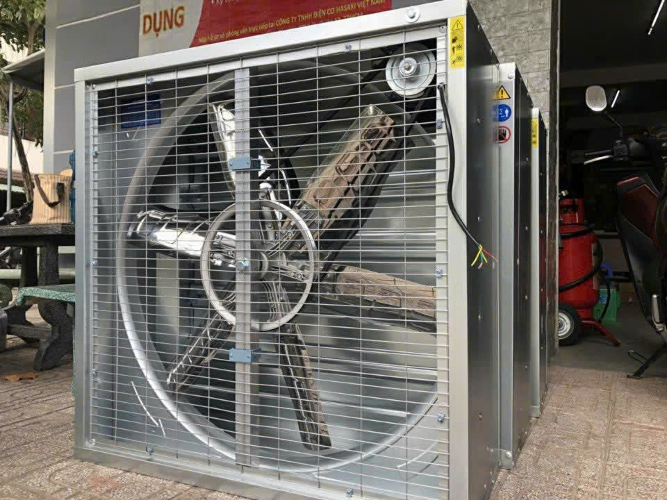 QUẠT HÚT VUÔNG 1380x1380x400 QUẠT HÚT VUÔNG 1380x1380x400