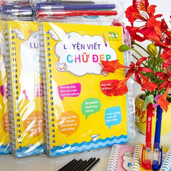 Vở Luyện Viết Chữ Đẹp