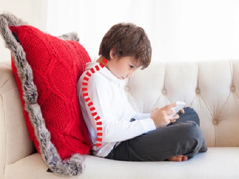 Tác Hại Của Việc Cho Trẻ Chơi Điện Thoại Nhiều