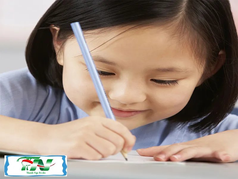 Khi nào nên bắt đầu cho trẻ luyện viết chữ đẹp?