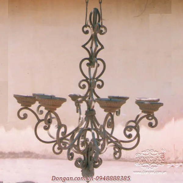Arm Chandalier