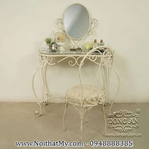 Bàn trang điểm sắt mỹ thuật