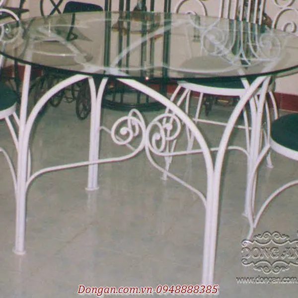 Butterfly Table