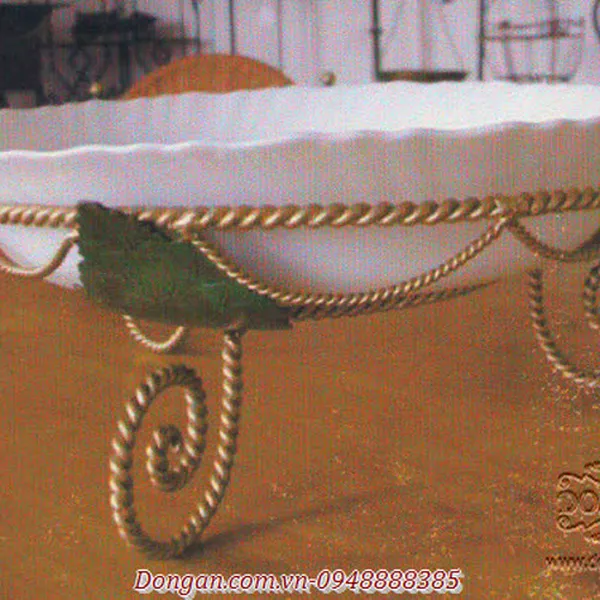 Leaf Plate Stand