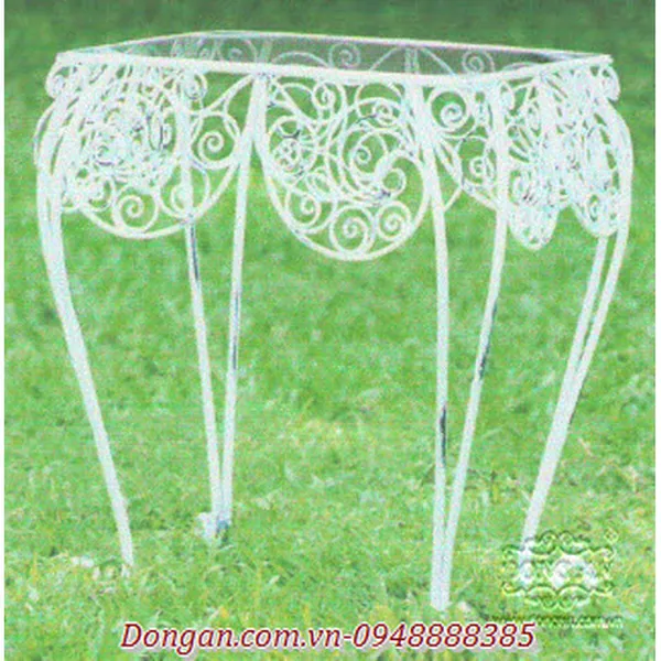 Marie a Side Table