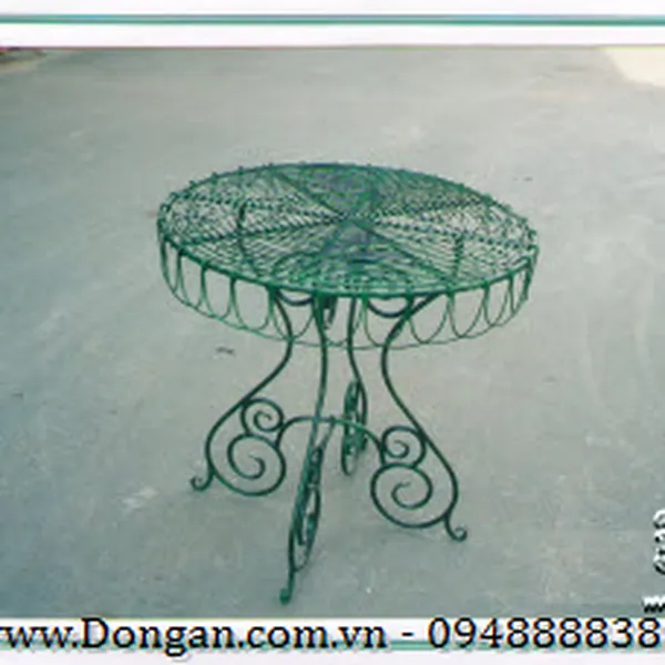 Wire Bistro Table Small