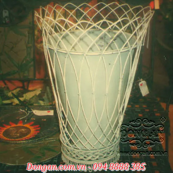 Wire Tall Standing